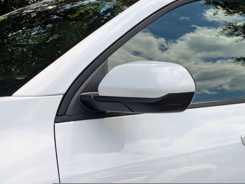 Used 2026 White Chevrolet LT image 11