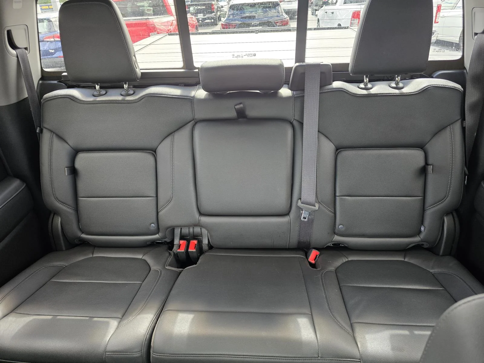 Used 2019 ONYX BLACK GMC SLT image 19