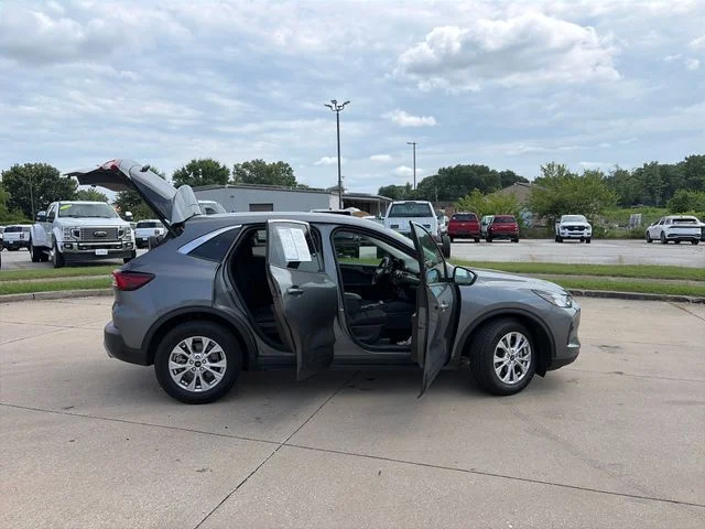 Used 2024 Gray Ford Active image 33