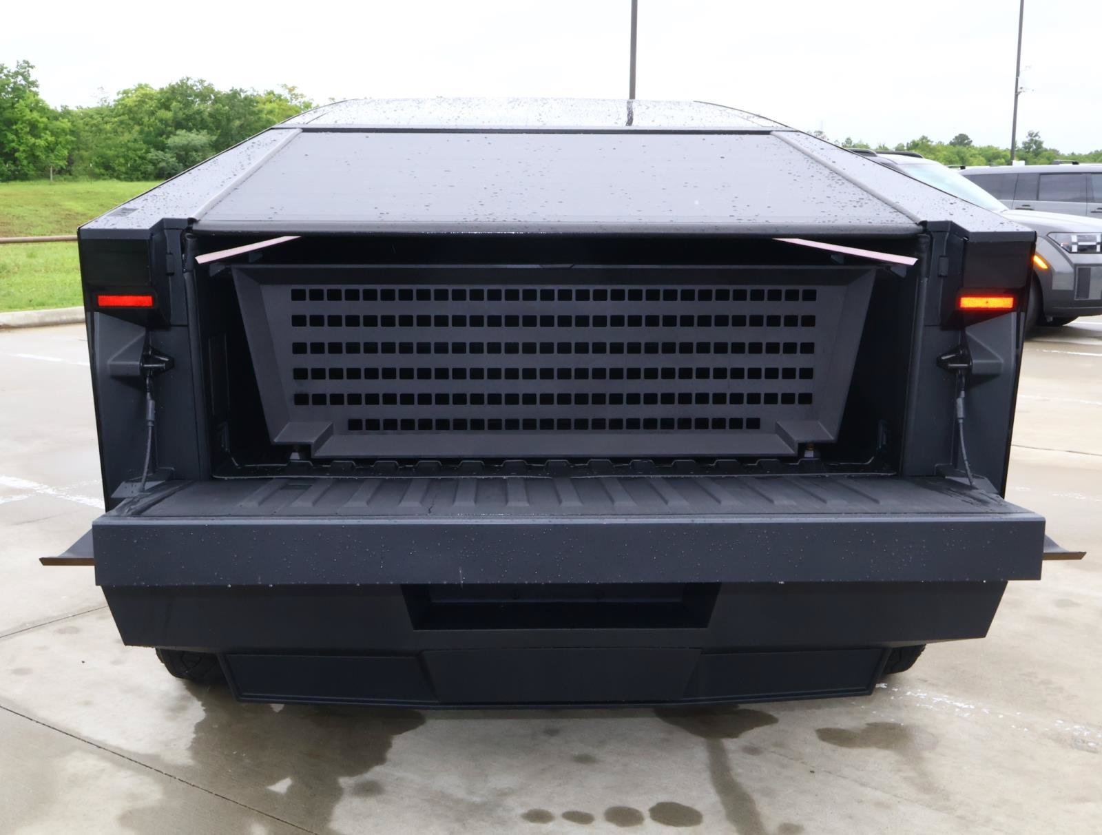 2024 Tesla Cybertruck Cyberbeast - Photo 7