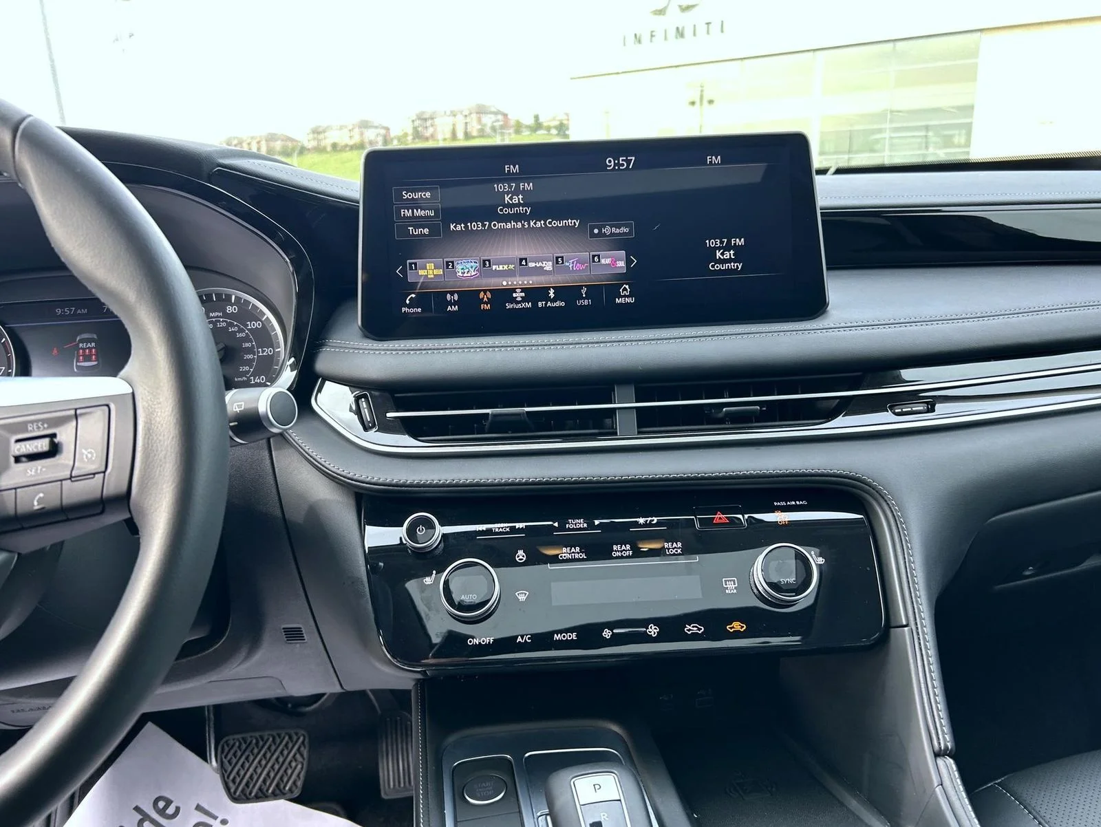 2025 INFINITI QX60 PURE - Photo 13
