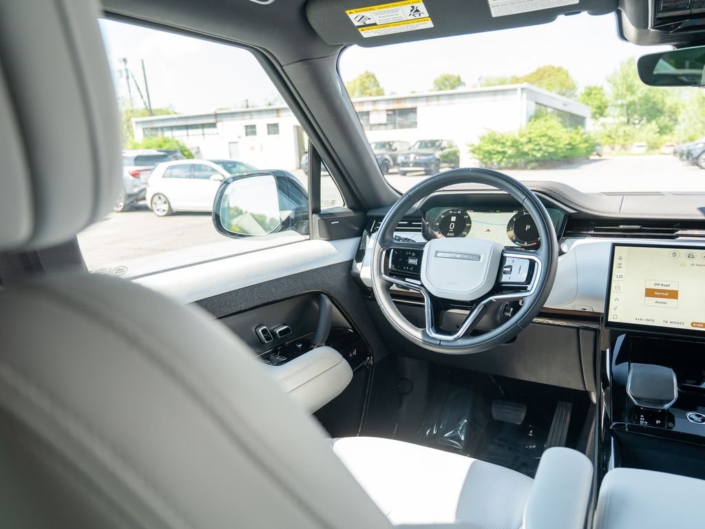 Certified Used 2025 Gray Land Rover SE image 18