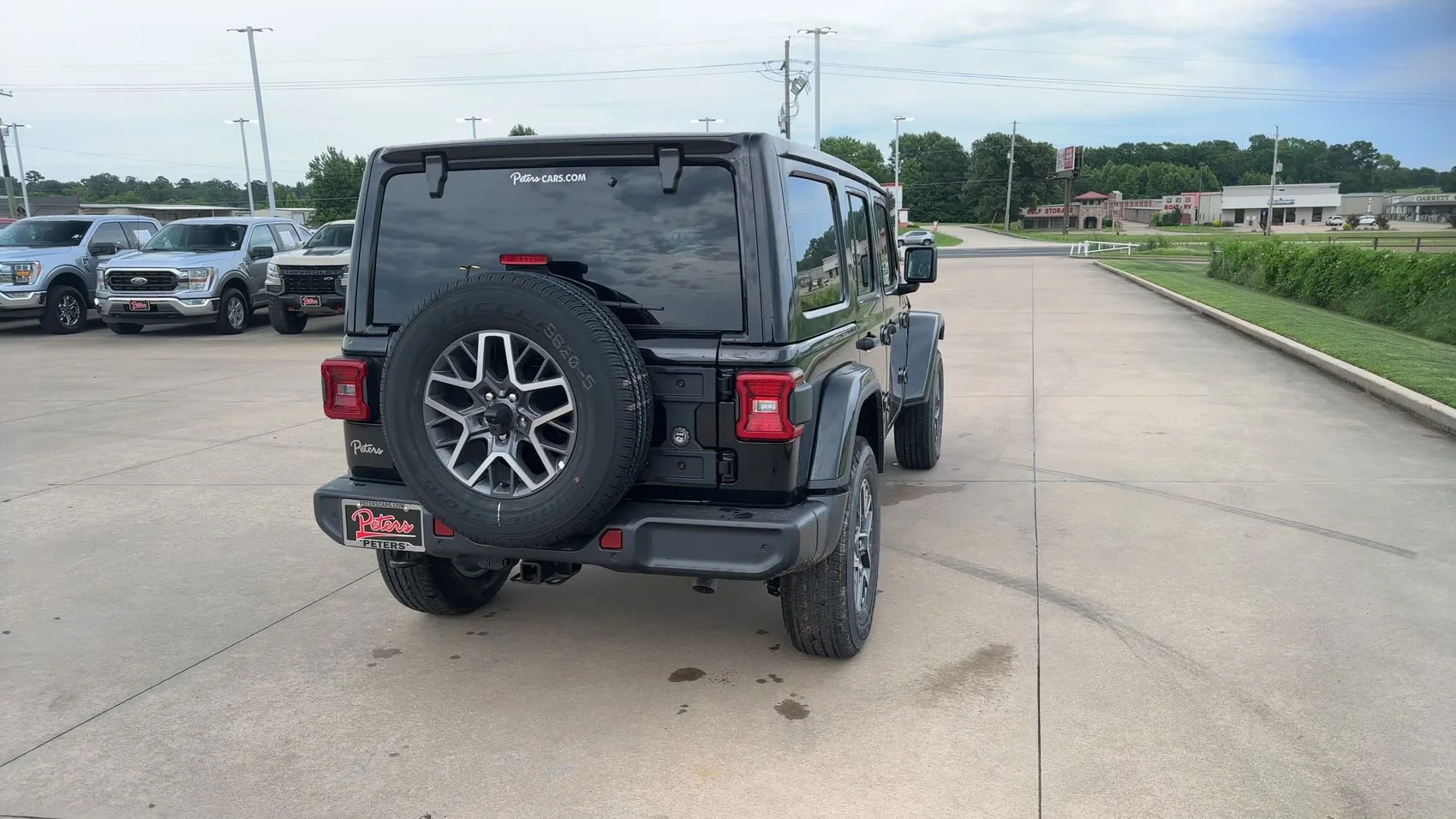 2025 Jeep Wrangler 4-Door Sahara - Photo 7