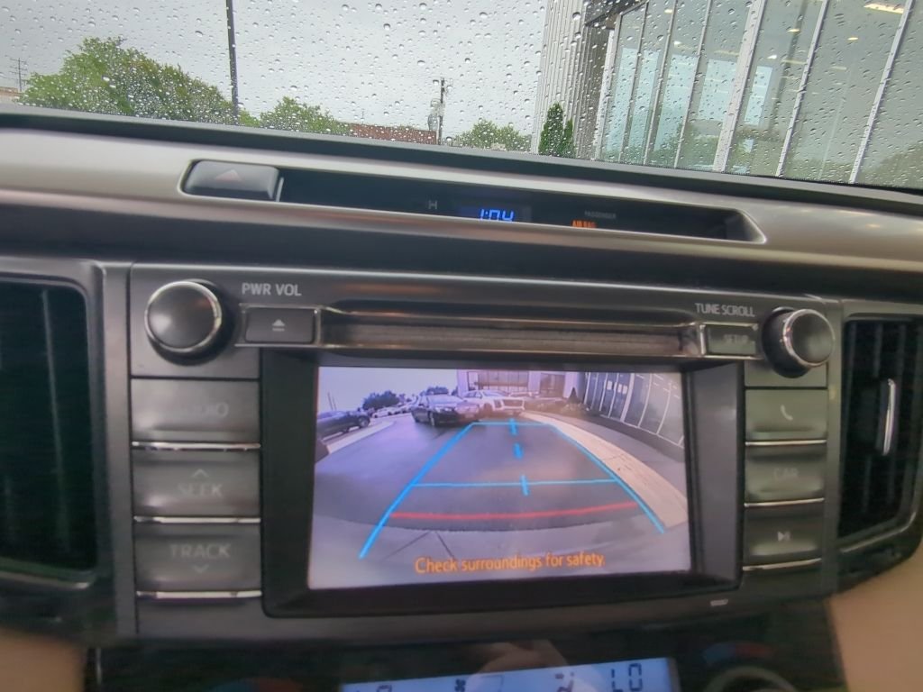 Used 2013 Brown Toyota XLE image 14