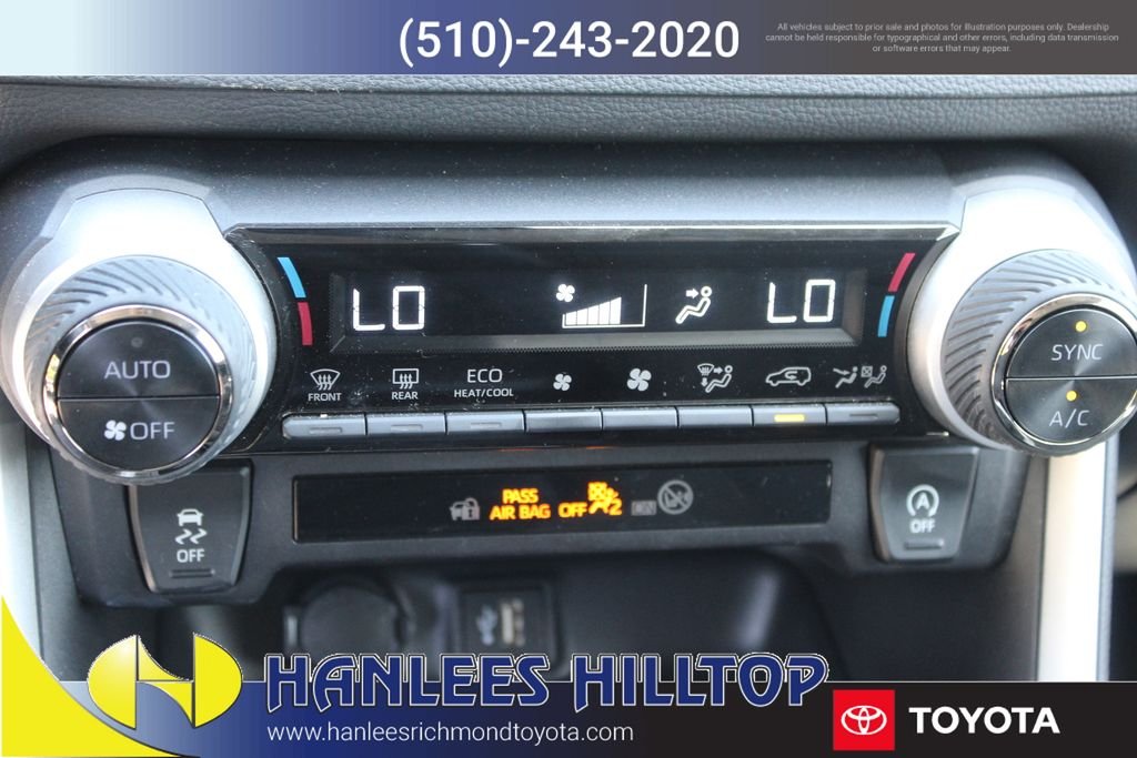Used 2025 Silver Toyota XLE image 22