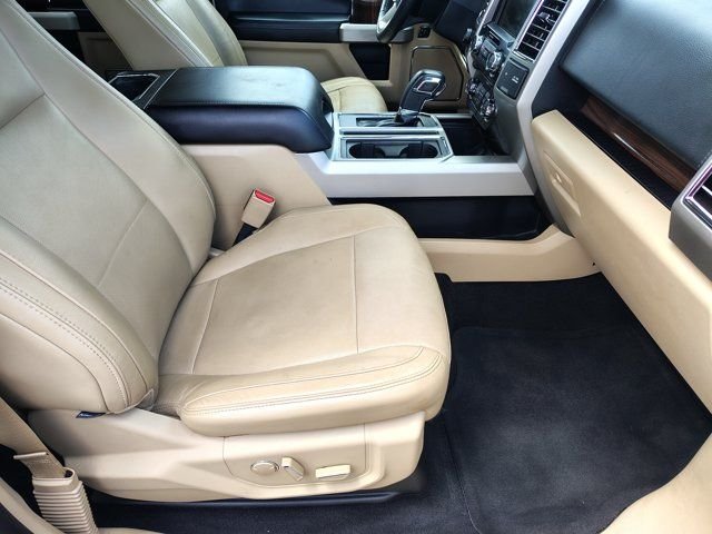 Used 2015 White Ford Lariat image 30