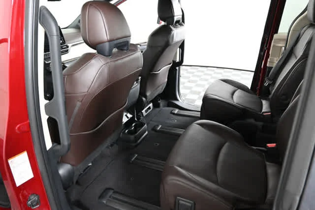 Used 2022 Ruby Flare Pearl Toyota Platinum image 16