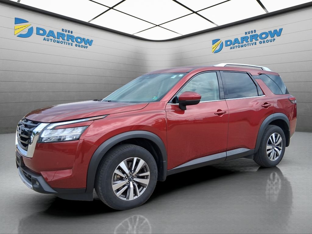 2022 Nissan Pathfinder SL 4WD's photo