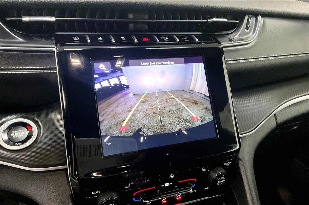 2023 JEEP GRAND CHEROKEE - Image 20