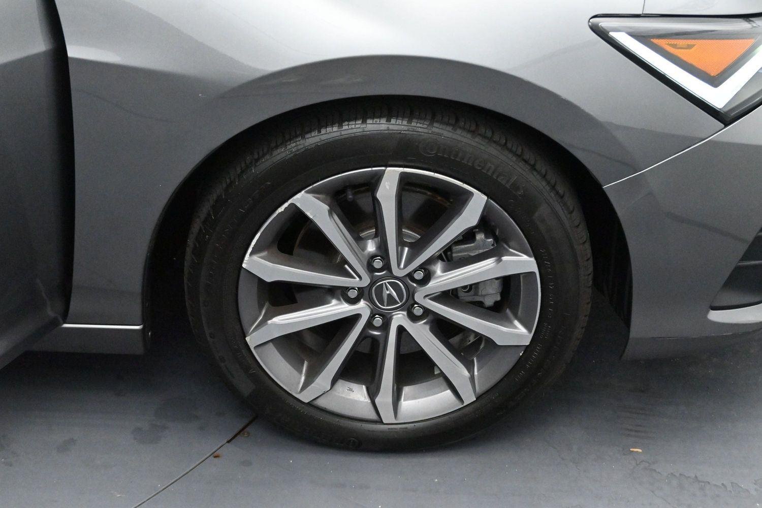 Used 2023 Liquid Carbon Metallic Acura Base image 31