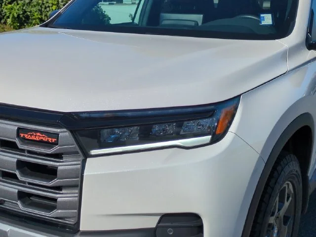 Used 2026 White Honda TrailSport image 9