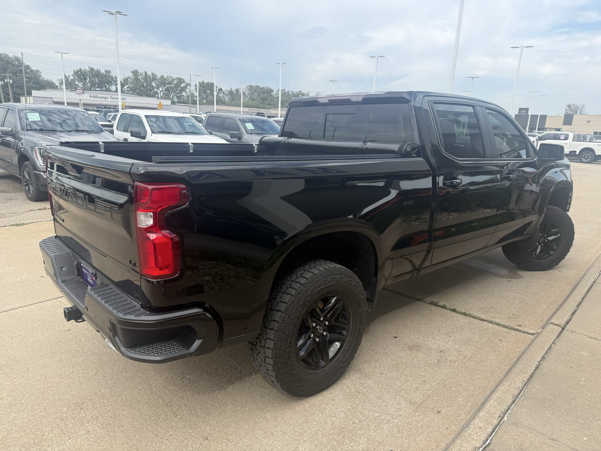 Used 2022  Chevrolet LT Trail Boss image 13