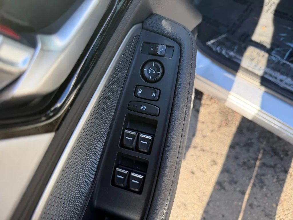 2026 Acura MDX Base - Photo 13