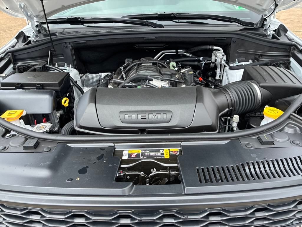 Used 2025 White Dodge R/T image 22