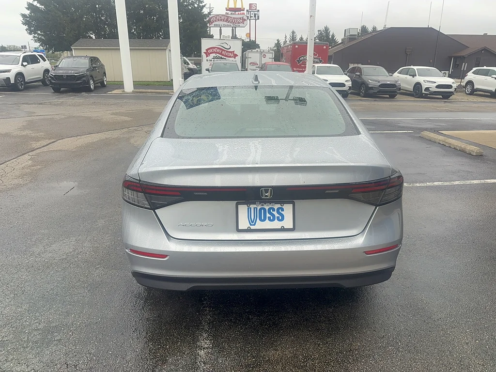 2026 Honda Accord Sedan LX, photo 6 of 12