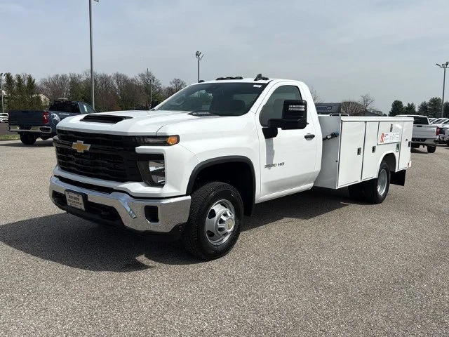 New 2026 Summit White Chevrolet Work Truck image 2