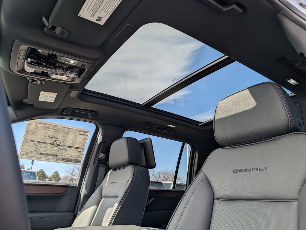 2026 GMC Yukon XL Denali - Photo 6