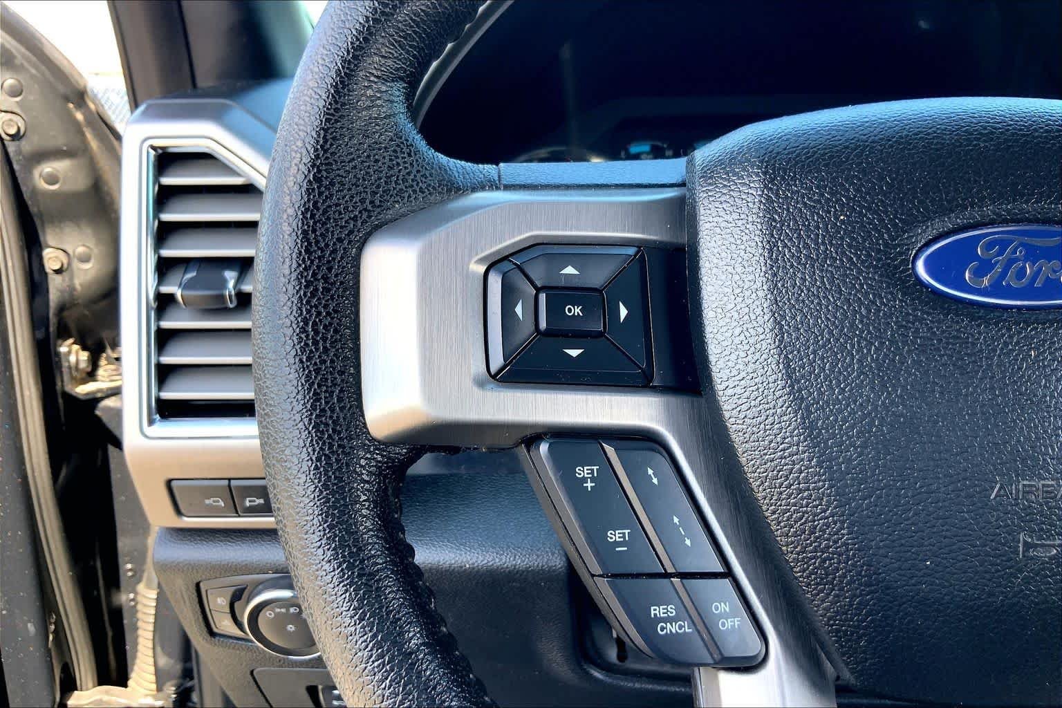 Used 2015 Tuxedo Black Metallic Ford Platinum image 23