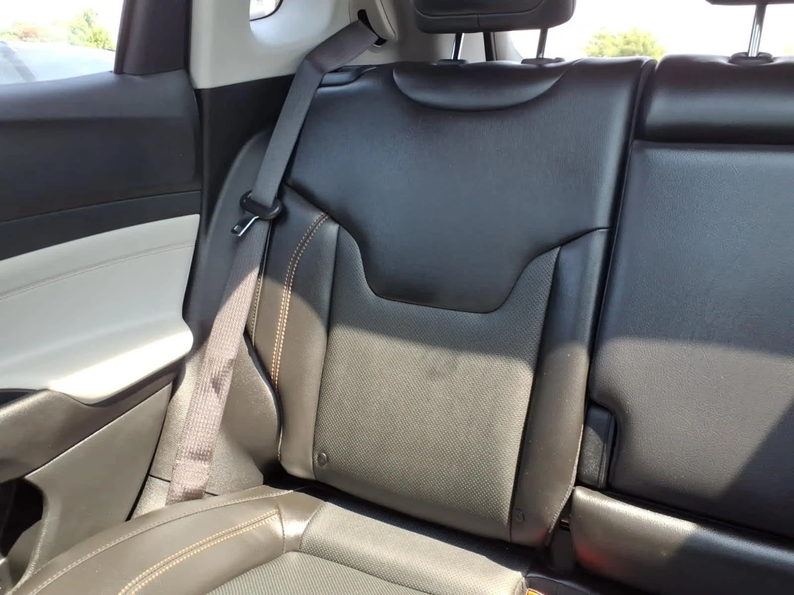 Certified Used 2022 Sting-Gray Clearcoat Jeep Limited image 18