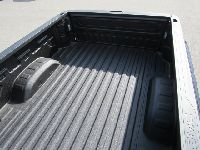 New 2026 Titanium Rush Metallic GMC SLT image 32