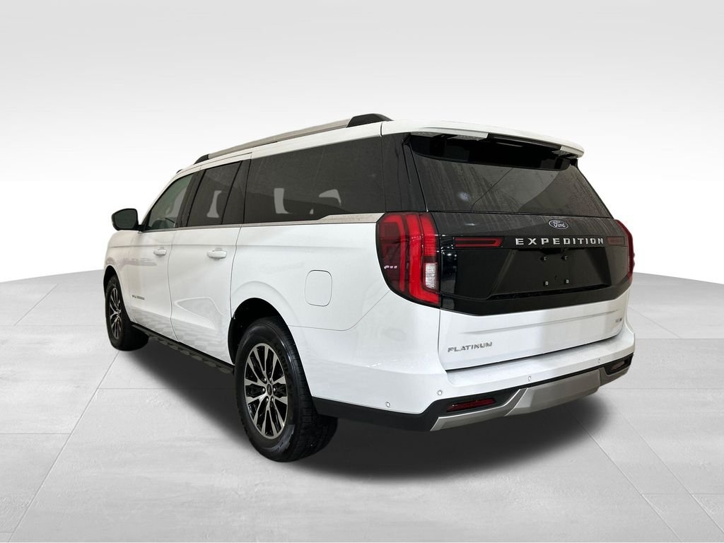 Used 2025 White Ford Platinum image 3