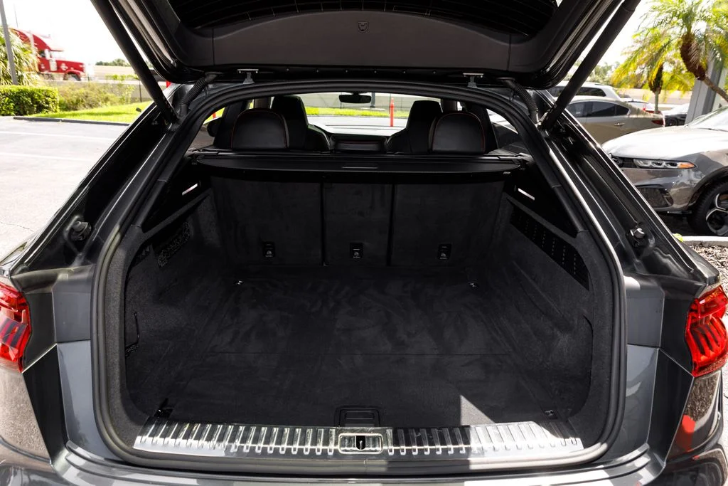 Used 2023  Audi 4.0T image 40