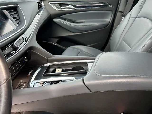 Used 2023 Black Buick Essence image 38