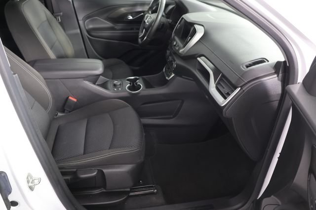 Used 2023 White GMC SLE image 22