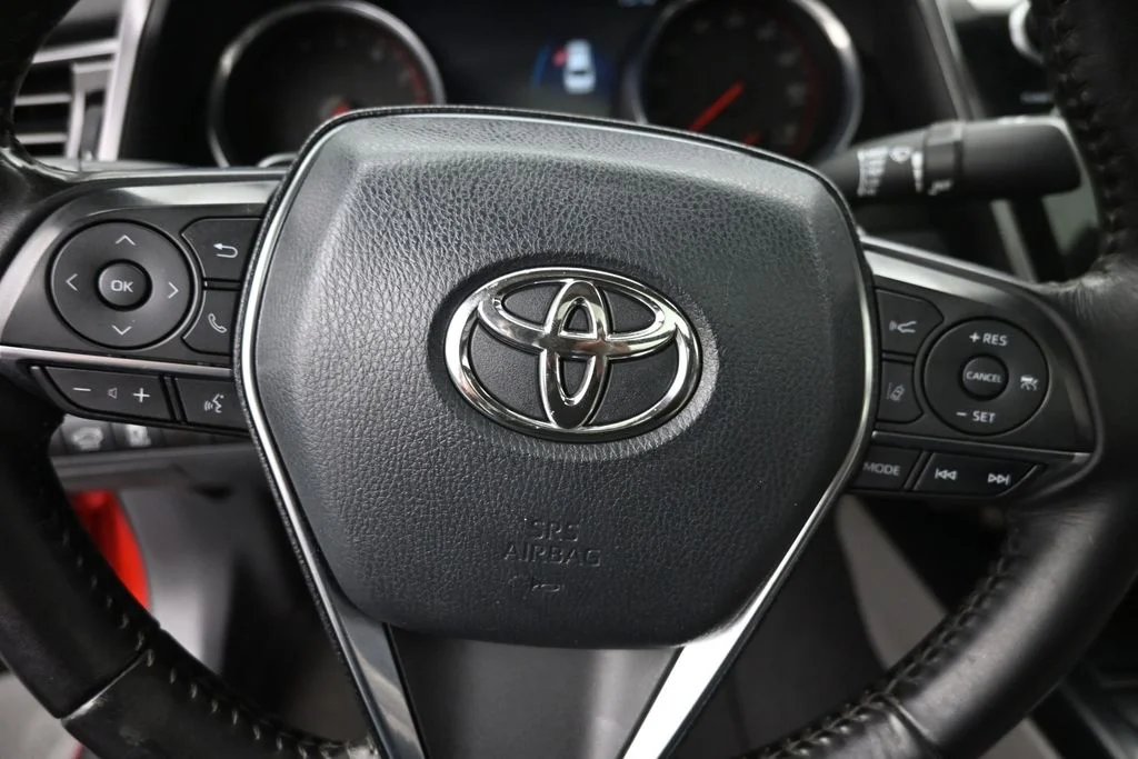 Used 2020 Red Toyota XSE image 19