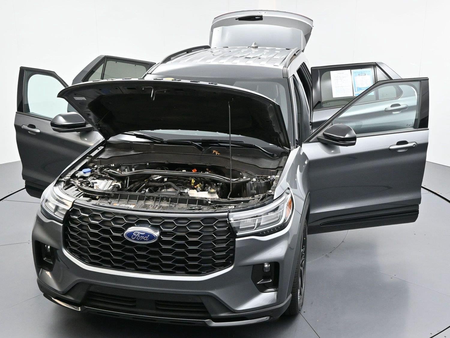 Used 2025 Carbonized Gray Ford ST-Line image 43