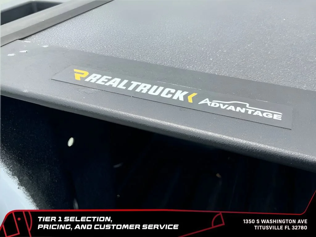 New 2026 Glacier White Tricoat GMC Denali Ultimate image 20