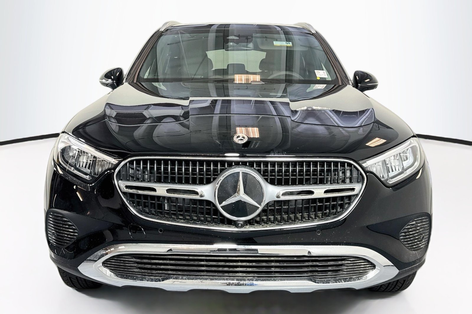 New 2026 Black Mercedes-Benz GLC 300 image 2