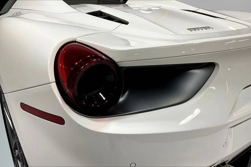 2017 Ferrari 488 GTB Base - Photo 19