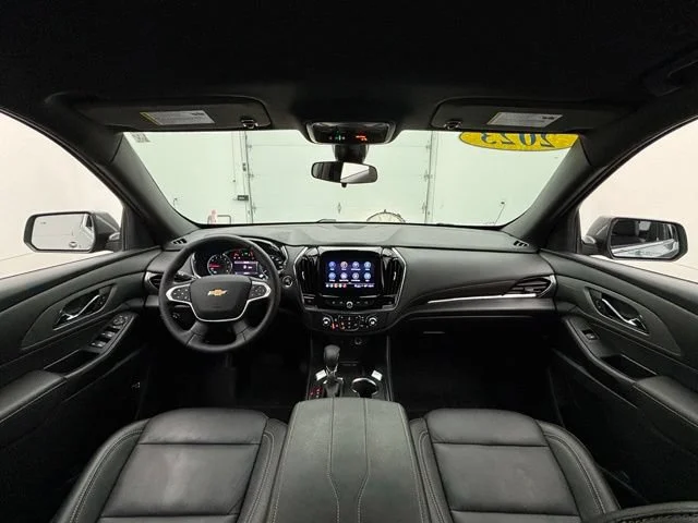 Used 2023 Silver Sage Metallic Chevrolet LT Leather image 3