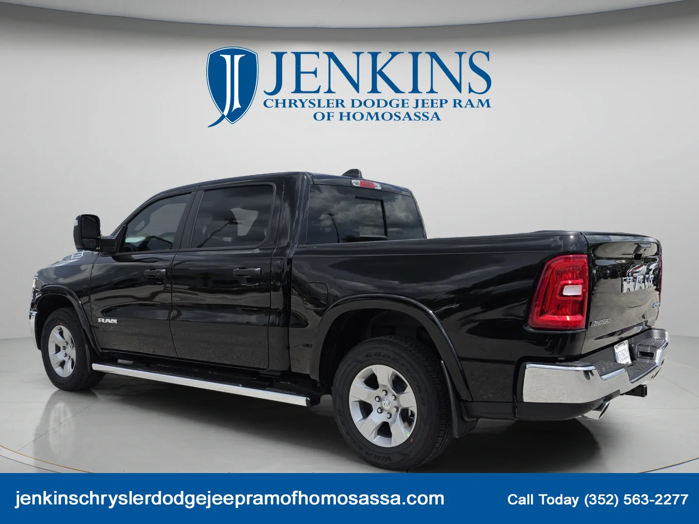 Used 2026 Diamond Black Crystal Pearlcoat Ram Big Horn image 7
