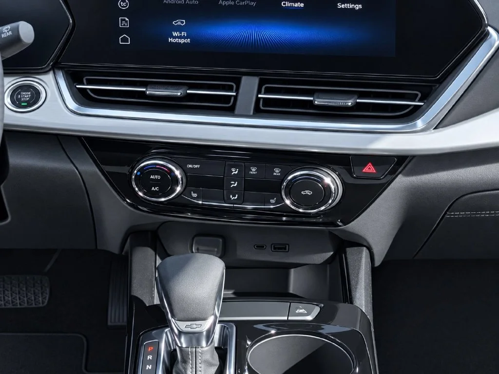 New 2026 White Chevrolet LT image 26