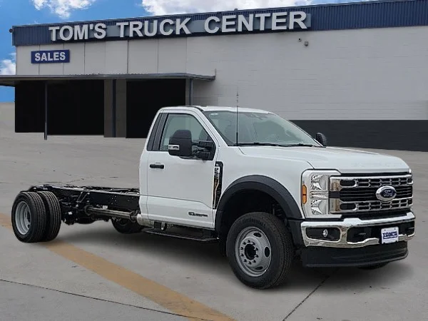 2026 Ford F-550 Super Duty Chassis Cab