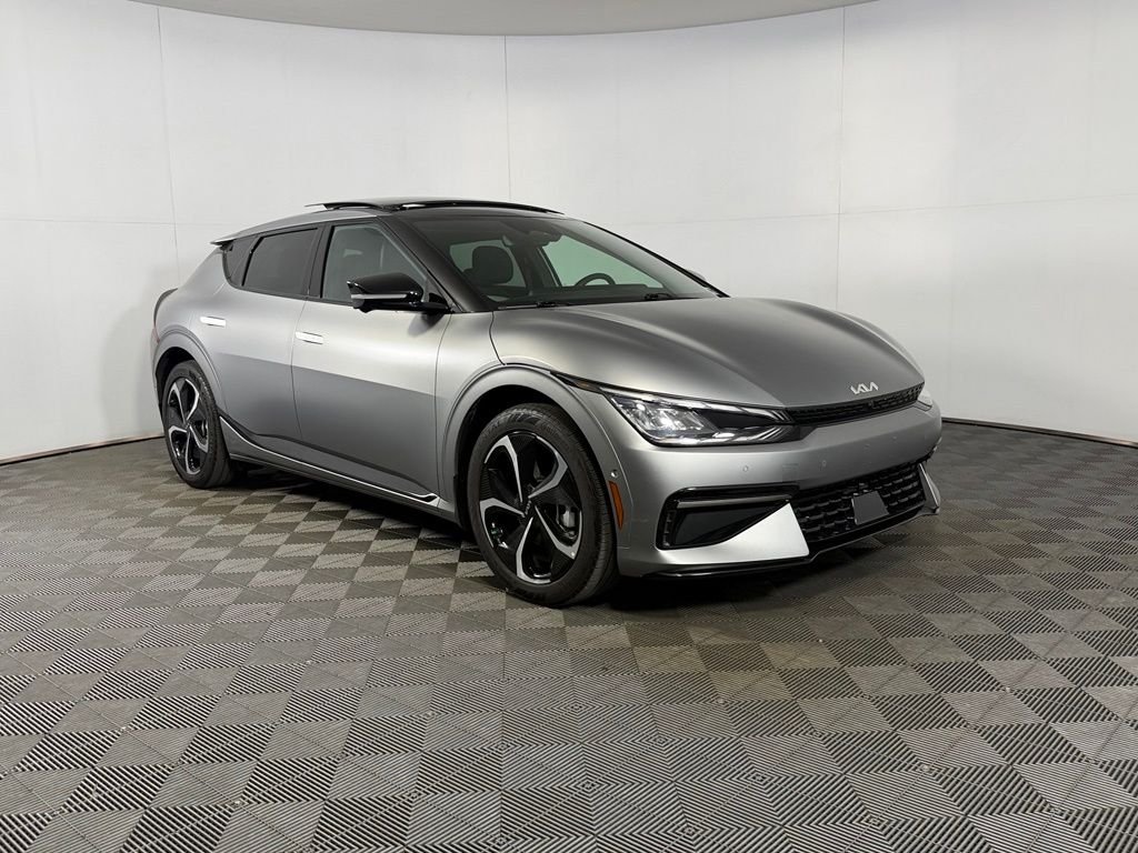 Used 2024 Gray Kia GT-Line image 6