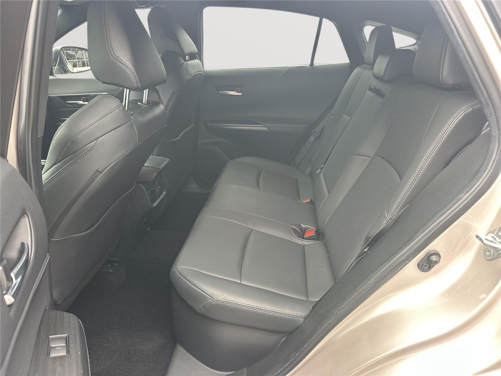 Used 2023 Titanium Glow Toyota XLE image 20