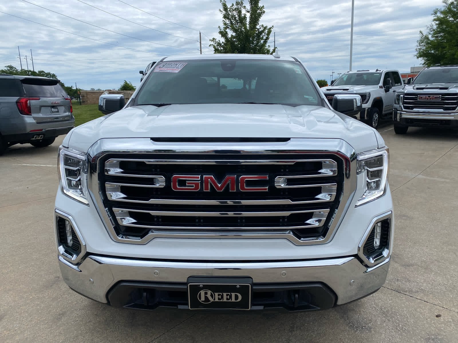 Used 2021 GMC Sierra 1500 SLT with VIN 3GTU9DET4MG282257 for sale in Kansas City
