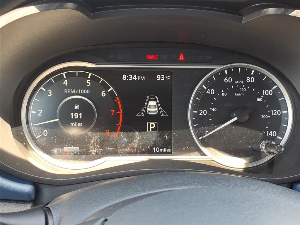 2025 Nissan Versa Sedan SV - Photo 23