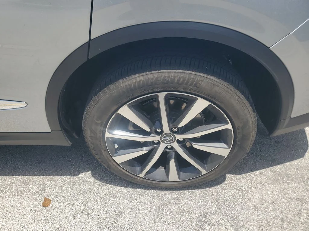 Used 2025  Acura Technology Package image 6