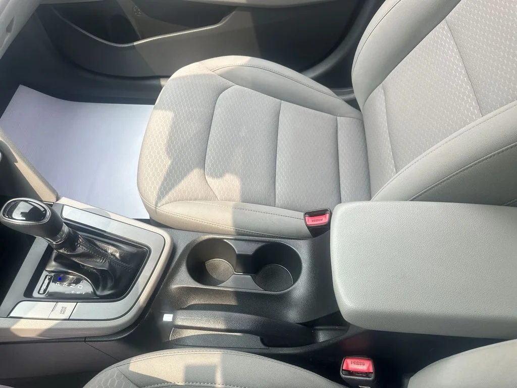 Used 2020 Silver Hyundai SEL image 27