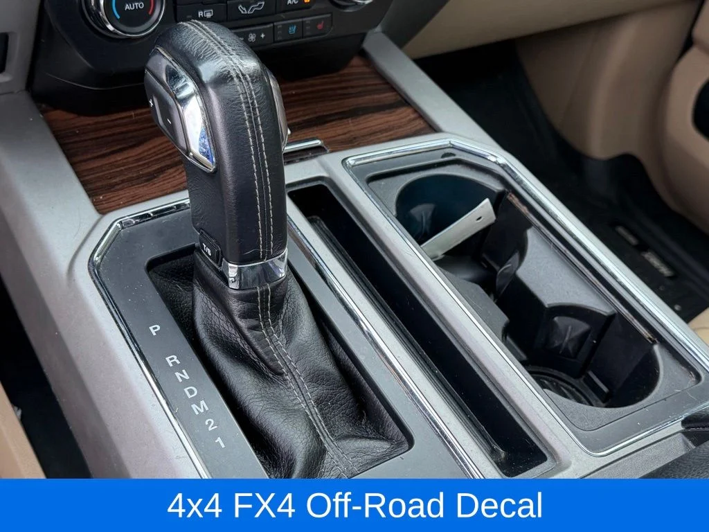 Used 2015 White Ford Lariat image 34