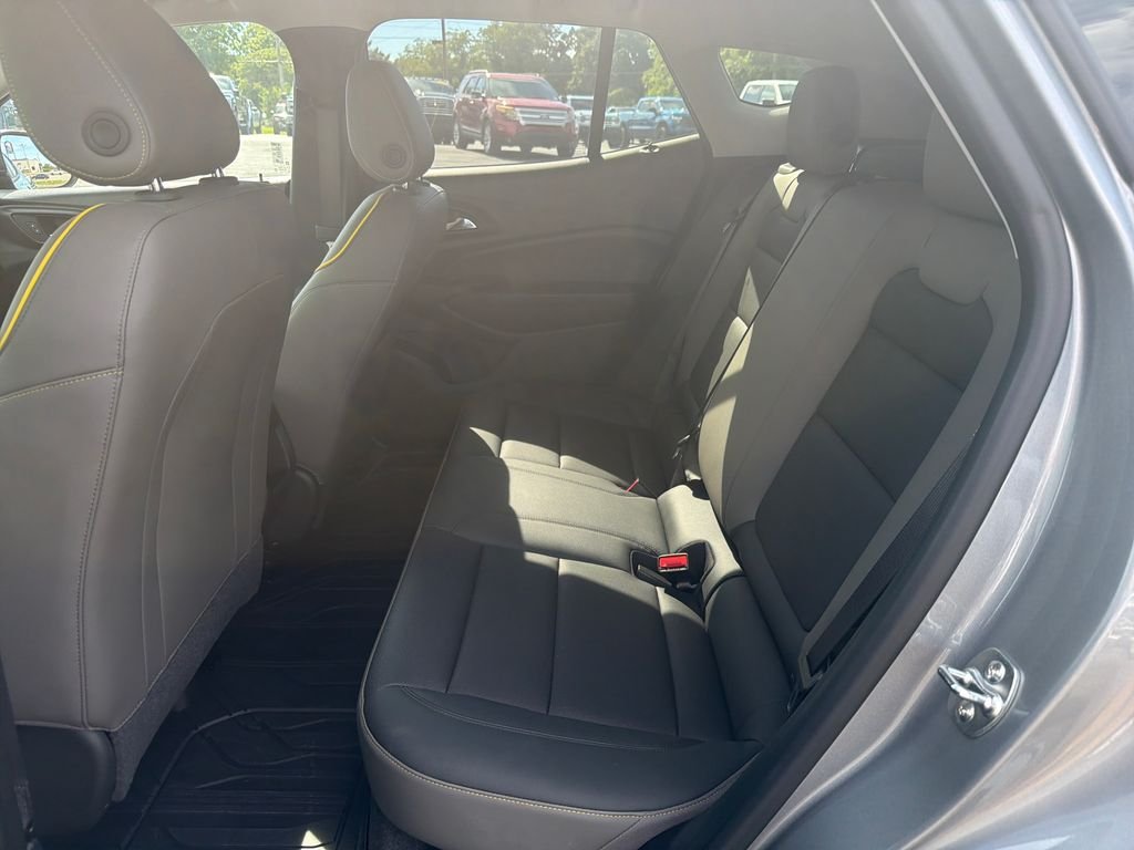Used 2024 Gray Chevrolet ACTIV image 13