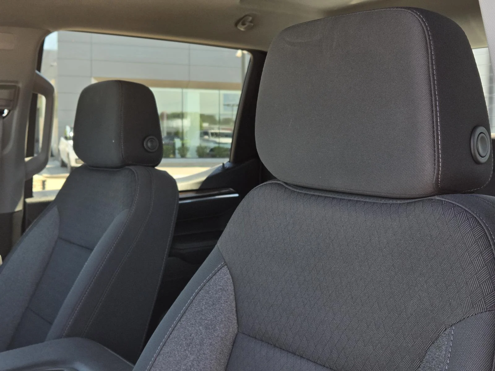 Used 2024 Summit White Chevrolet LT image 29