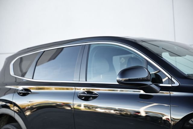 2023 Hyundai Santa Fe SE photo 3