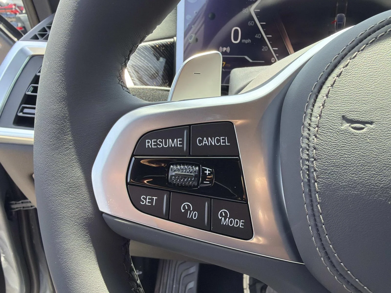 New 2026 Skyscraper Grey Metallic BMW sDrive40i image 16