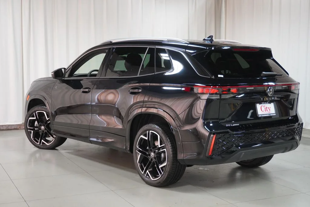 New 2026  Volkswagen 2.0T SEL R-Line Turbo image 8