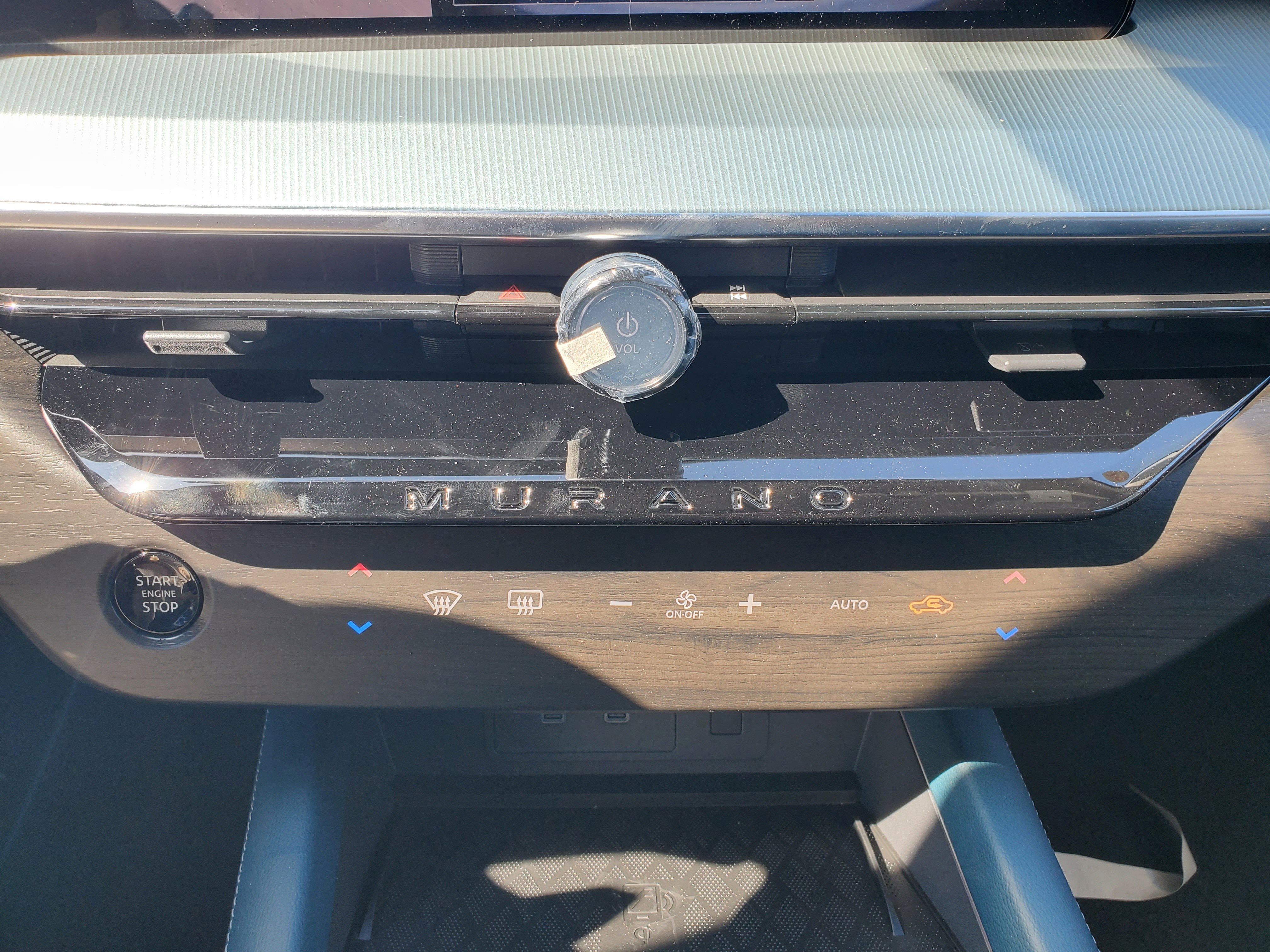 New 2026 Everest White Pearl Tricoat/Super Black Nissan Platinum image 27